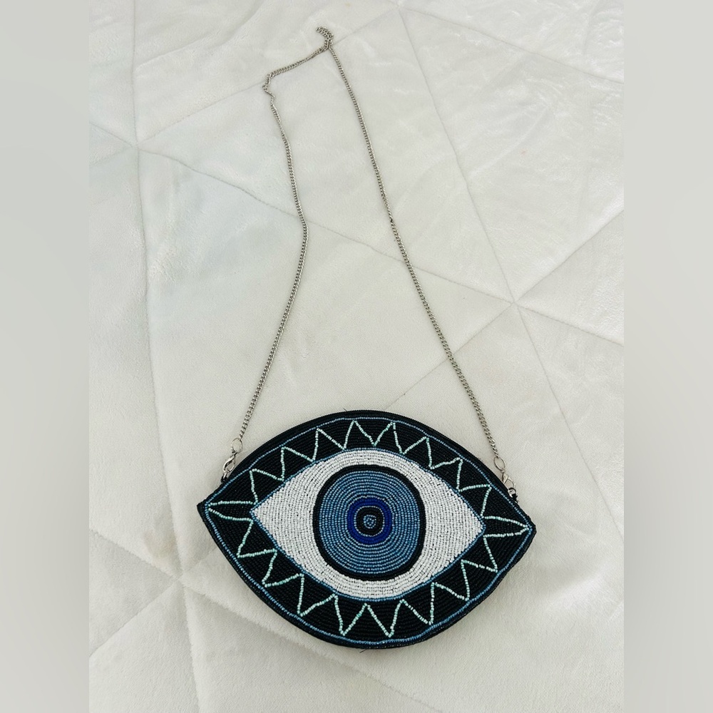 Handcrafted Beaded Eye Bag: Boho Clutch. - Picture 3 of 5